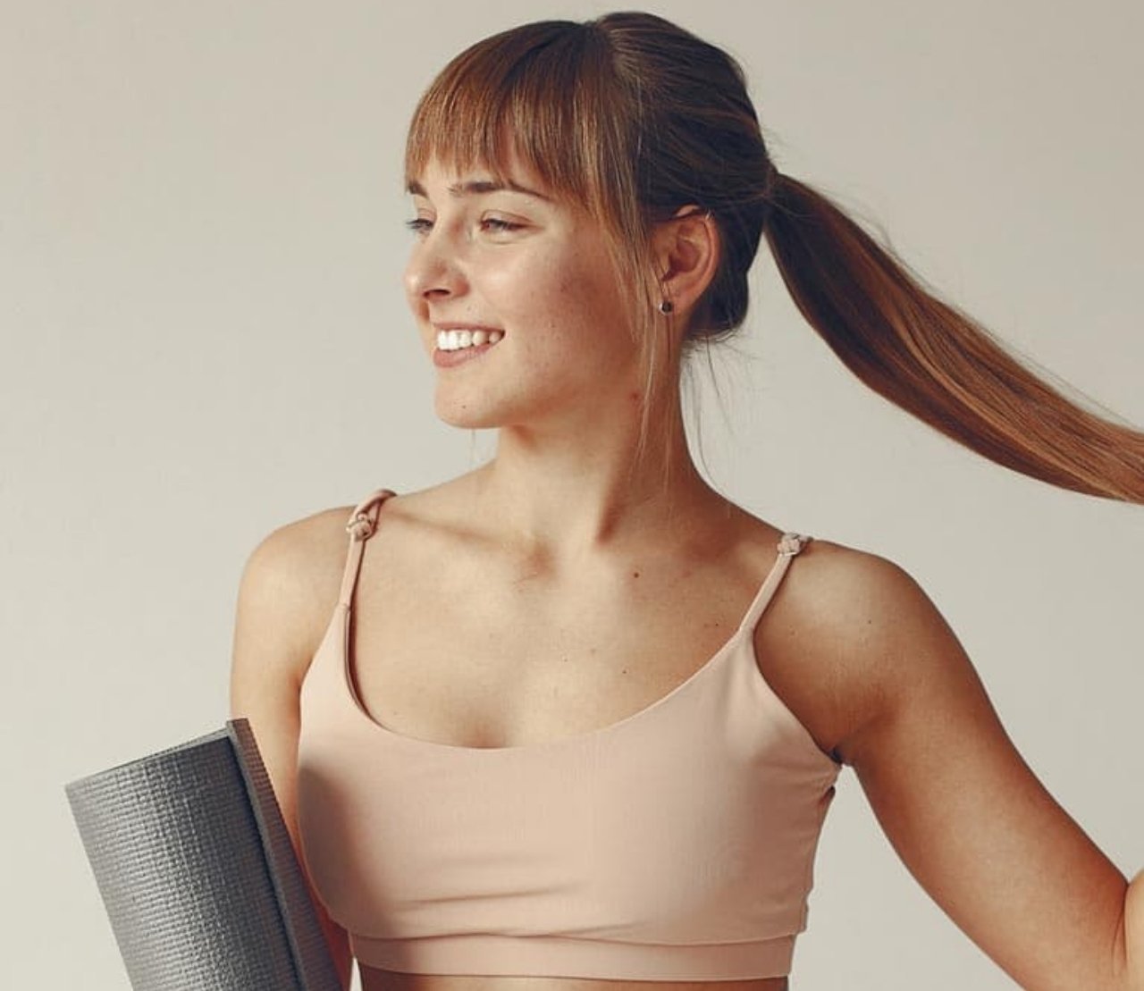 Från Stress till Lugn: Hur Yoga Förändrar Ditt Tankesätt